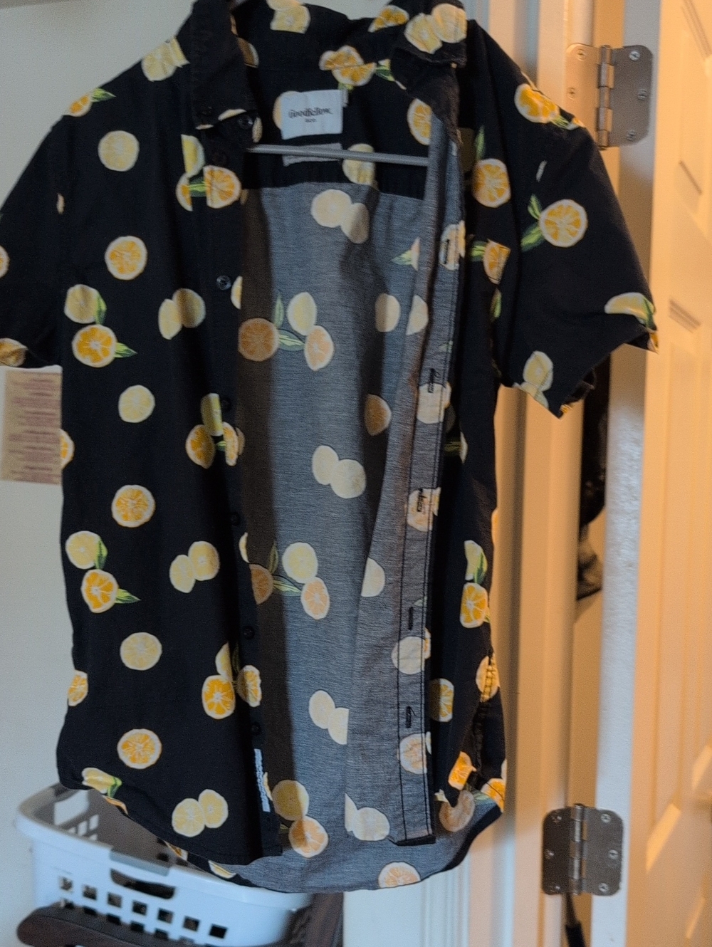 Boys Slim Small  Black Lemon Print Short Sleeve Shirt Hawaiian Style